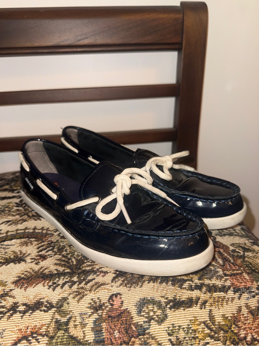 Cole Haan Nantucket Camp Moccasins Navy Patent Leather Boat Shoes Women’s 7.5B - Picture 3 of 12